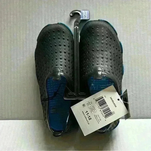 BNWT Size 11-12 George Big Boys' Neil Water Beach Swim Water Shoes Blue Slip On - Picture 10 of 11